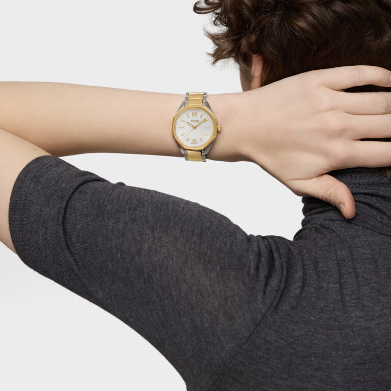 Reloj analógico con movimiento suizo, esfera de nácar y brazalete de de eslabones acero bicolor Tous Now